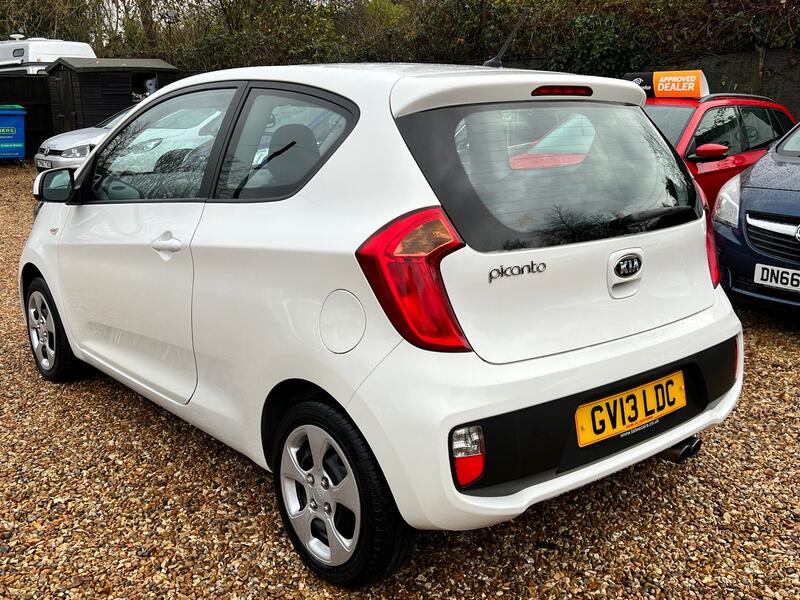 KIA PICANTO 1.0 1  2013