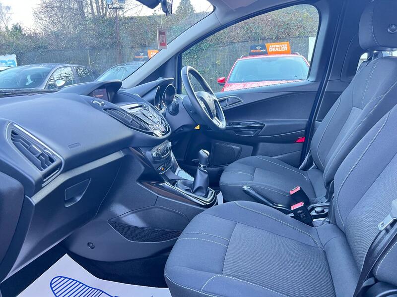 FORD B-MAX 1.0 T EcoBoost Zetec Navigator  2017