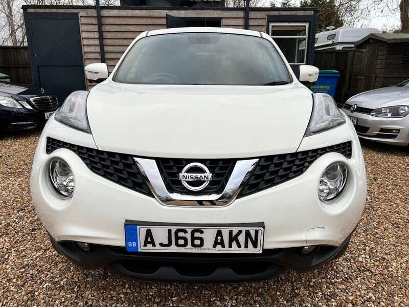 NISSAN JUKE 1.6 DIG-T N-Connecta  2016