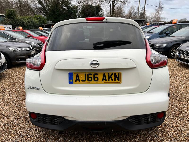 NISSAN JUKE 1.6 DIG-T N-Connecta  2016