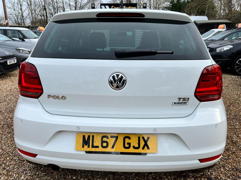 VOLKSWAGEN POLO 1.2 TSI R-Line  2017