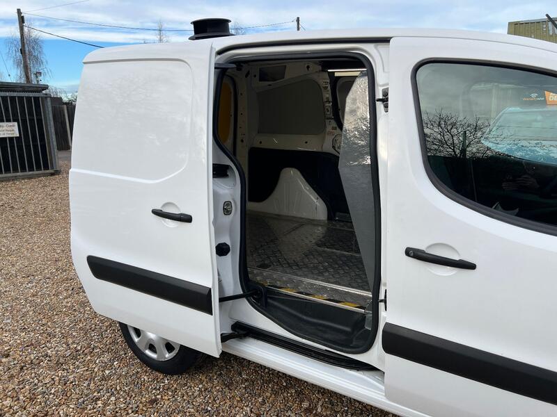 PEUGEOT PARTNER 1.6 BlueHDi 850 S  2019