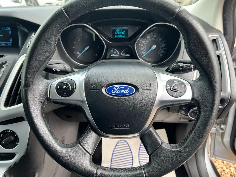 FORD FOCUS 1.6 TDCi Zetec  2013