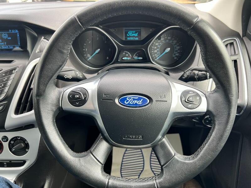 FORD FOCUS 1.6 TDCi Zetec  2013