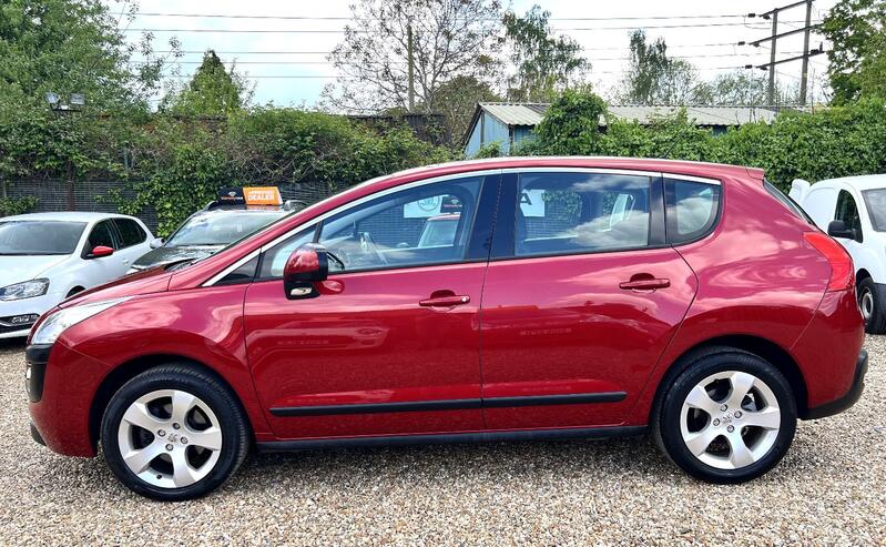 PEUGEOT 3008 2.0 HDi Active  2012