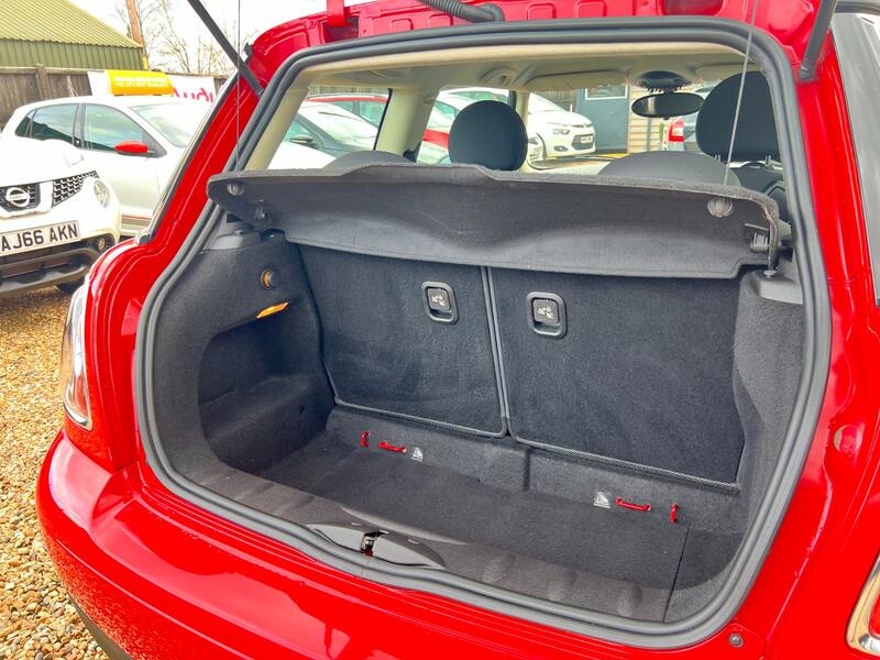 MINI HATCH Hatchback (2010 - 2014) 2013