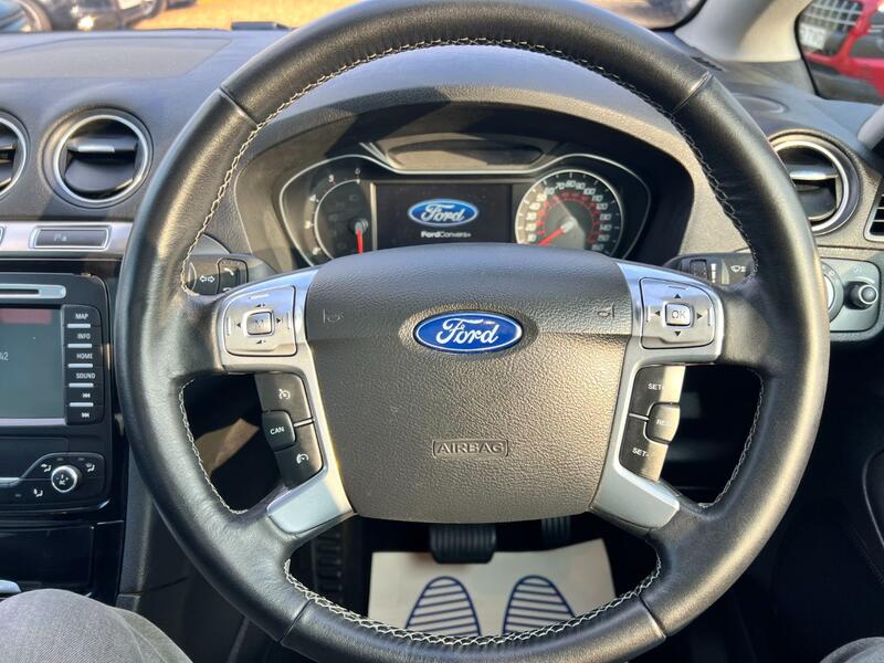 FORD S-MAX 2.2 TDCi Titanium  2012