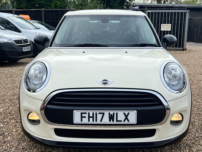 MINI HATCH 1.5 5-Door Hatch One D 2017