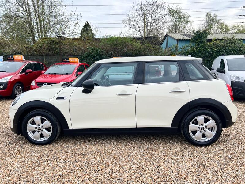 MINI HATCH 1.5 5-Door Hatch One D 2017