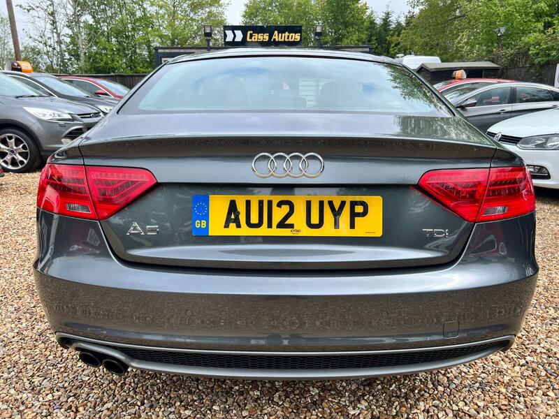 AUDI A5 2.0 TDI S line 2012