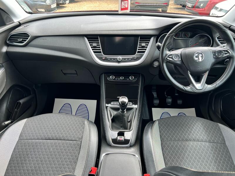 VAUXHALL GRANDLAND X 1.2 Turbo Sport Nav 2018