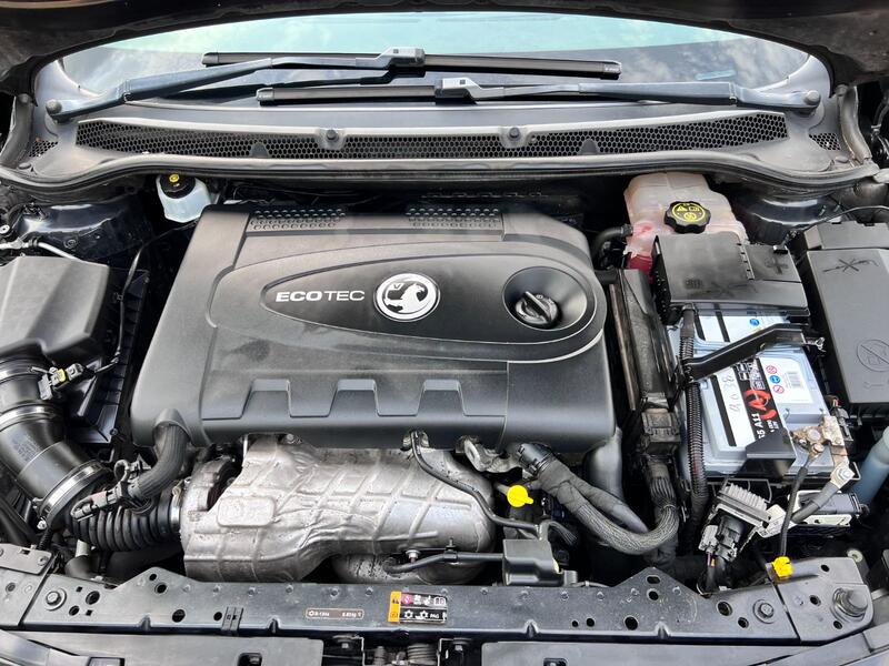 VAUXHALL ASTRA 2.0 CDTi SRi 2013