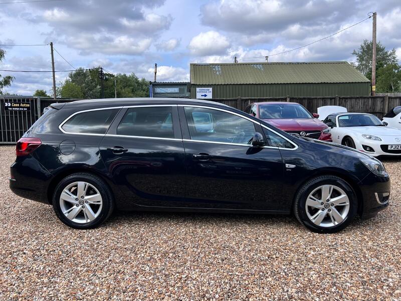 VAUXHALL ASTRA 2.0 CDTi SRi 2013