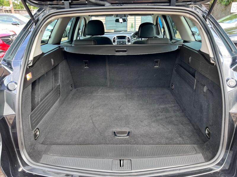 VAUXHALL ASTRA 2.0 CDTi SRi 2013