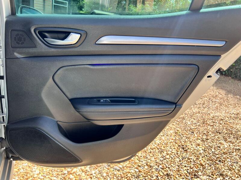 RENAULT MEGANE 1.5 dci Iconic 2019