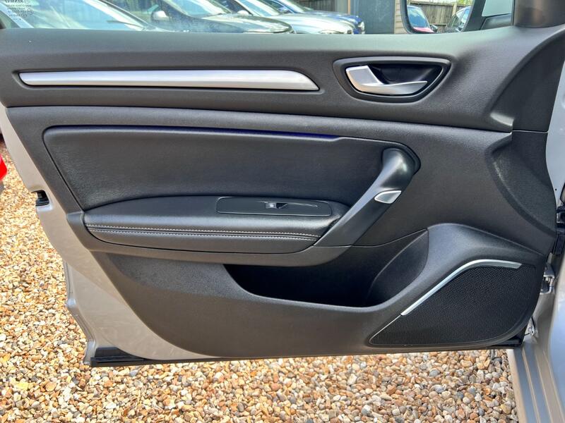 RENAULT MEGANE 1.5 dci Iconic 2019