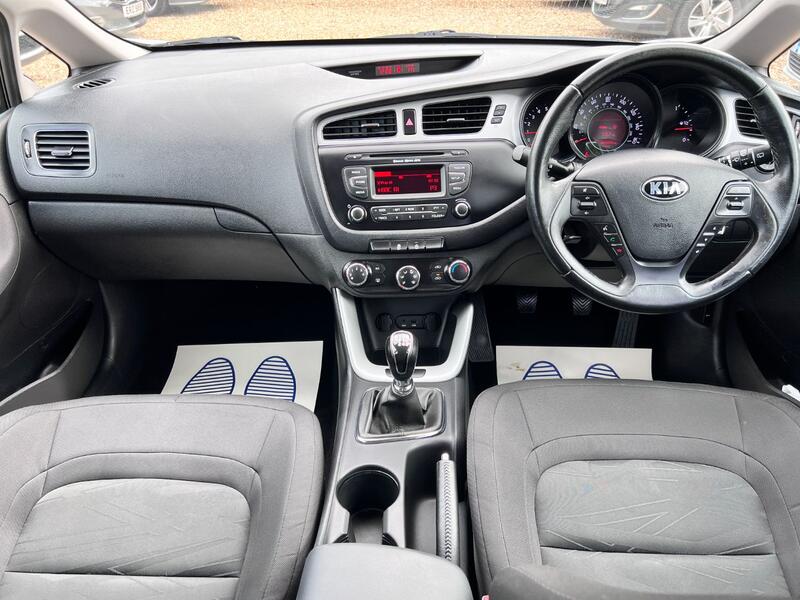 KIA CEED 1.4 CRDi VR7 2015