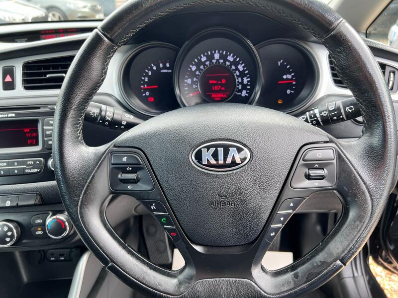 KIA CEED 1.4 CRDi VR7 2015