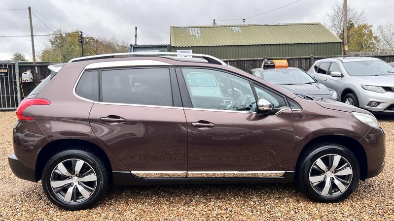 PEUGEOT 2008 1.6 e-HDi Allure 2014