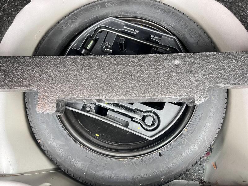 PEUGEOT 2008 1.6 e-HDi Allure 2014