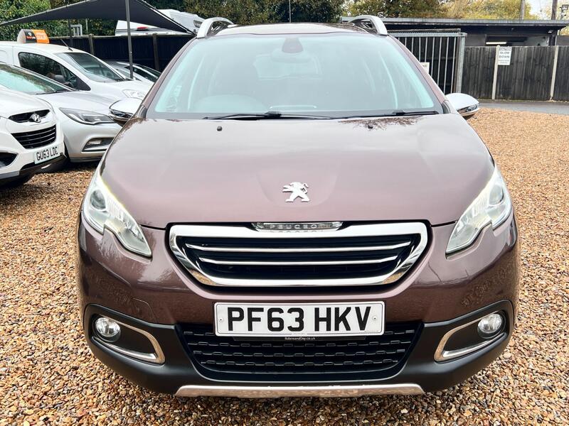 PEUGEOT 2008 1.6 e-HDi Allure 2014