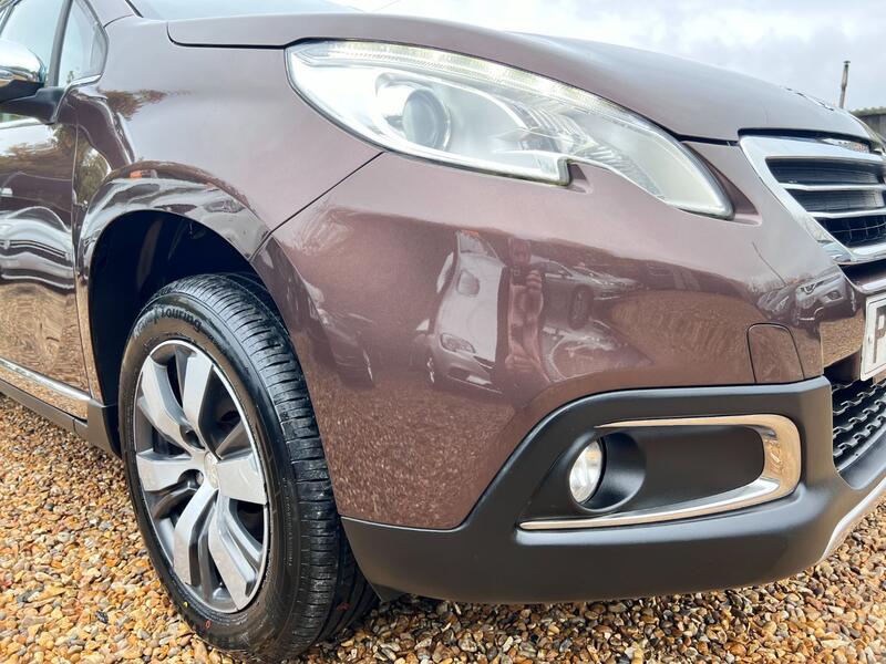 PEUGEOT 2008 1.6 e-HDi Allure 2014