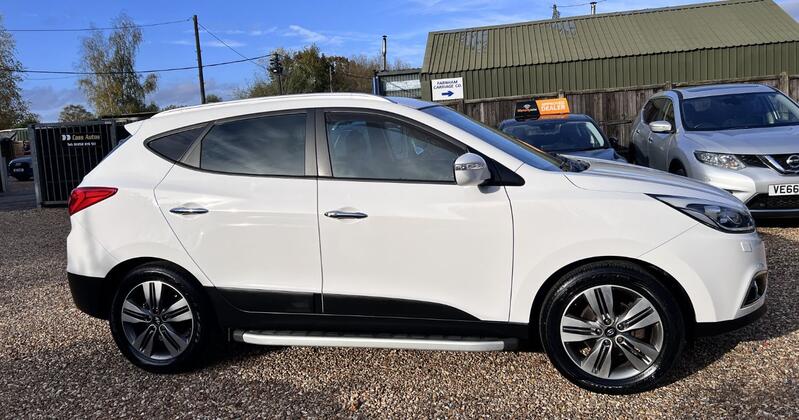 HYUNDAI IX35 1.7 CRDi Premium 2014