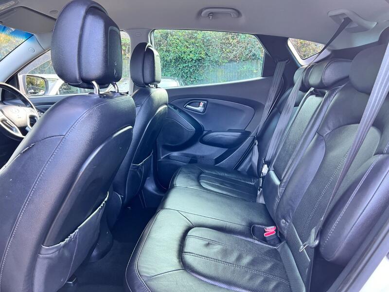 HYUNDAI IX35 1.7 CRDi Premium 2014
