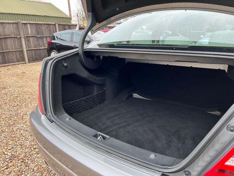 MERCEDES-BENZ C CLASS 1.8 C180 BlueEfficiency Elegance Edition 125 2011