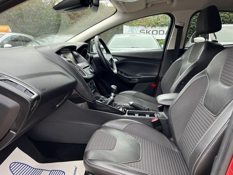 FORD FOCUS 1.0 T EcoBoost Titanium X 2014
