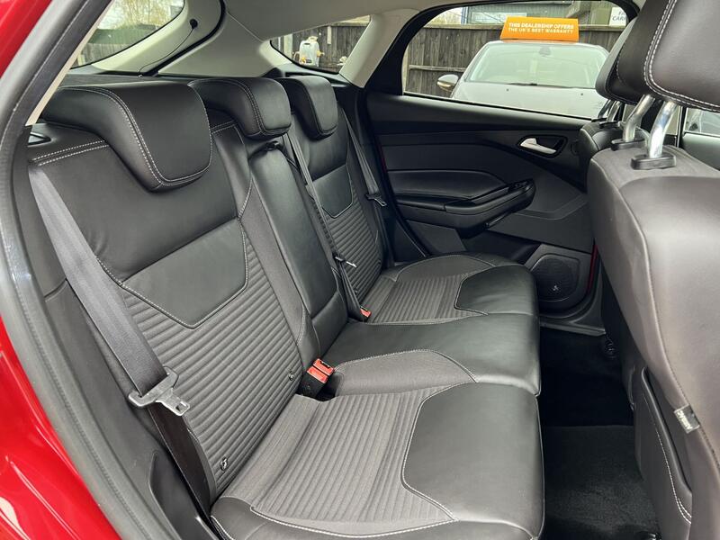 FORD FOCUS 1.0 T EcoBoost Titanium X 2014