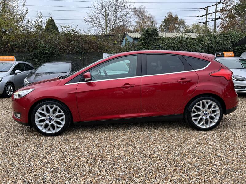 FORD FOCUS 1.0 T EcoBoost Titanium X 2014