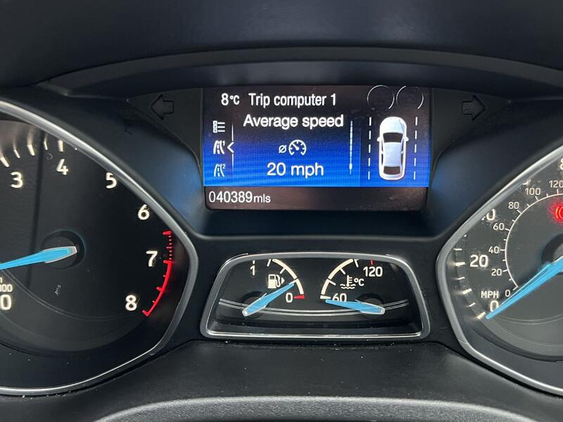 FORD FOCUS 1.0 T EcoBoost Titanium X 2014