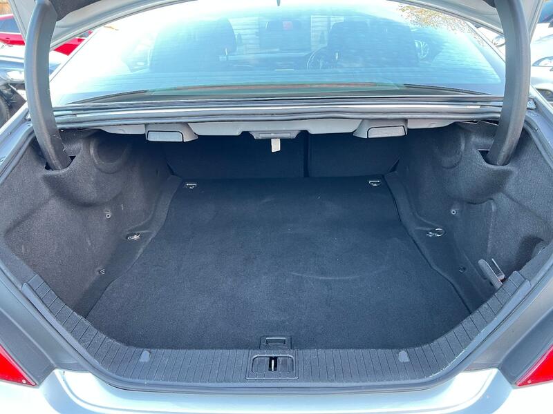 MERCEDES-BENZ CLS 3.0 CLS350 CDI V6 BlueEfficiency 2011
