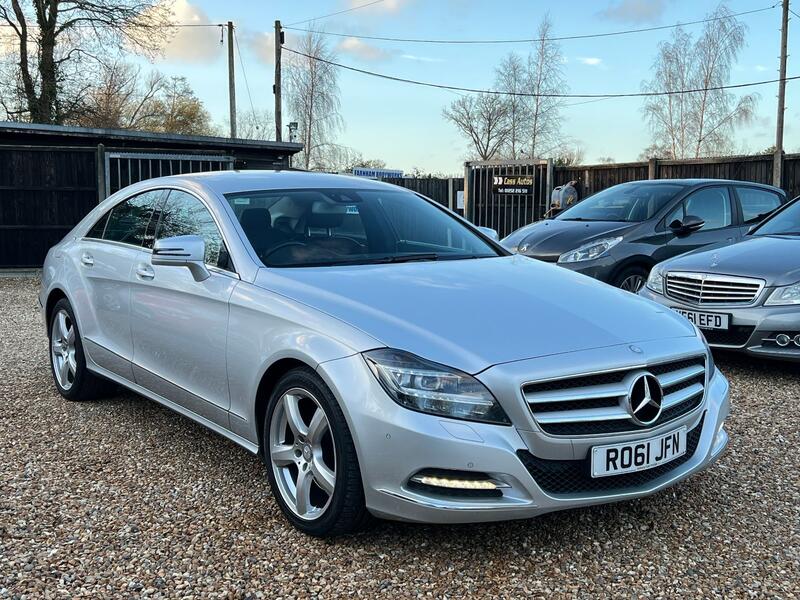 MERCEDES-BENZ CLS 3.0 CLS350 CDI V6 BlueEfficiency 2011