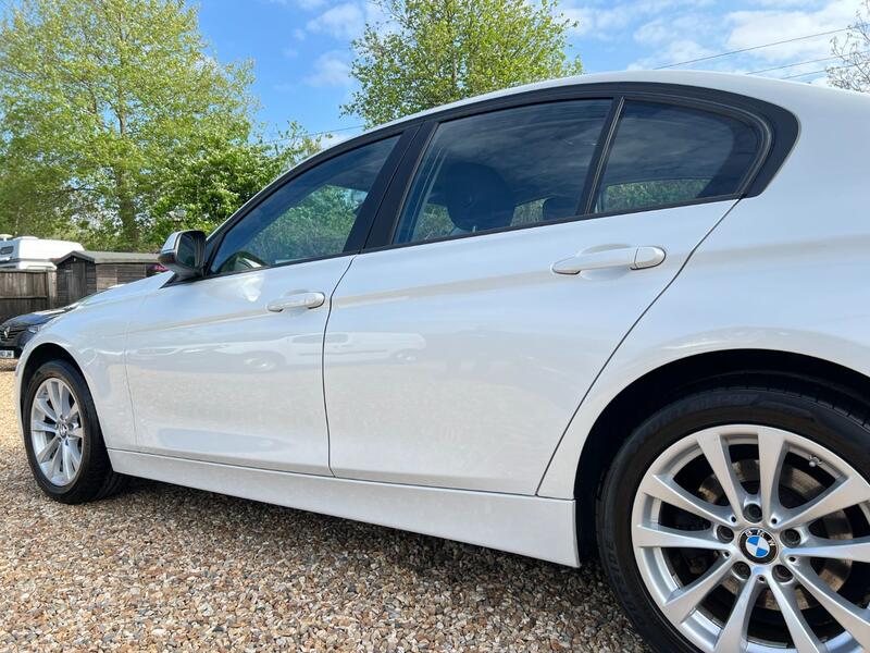 BMW 3 SERIES 2.0 318d SE Saloon 2018