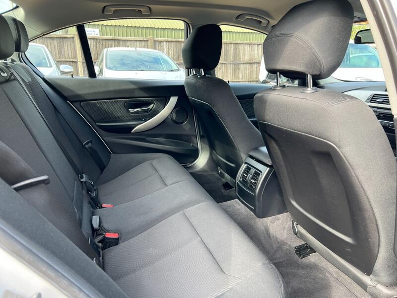 BMW 3 SERIES 2.0 318d SE Saloon 2018