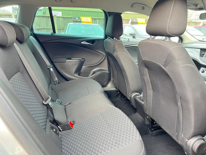 VAUXHALL ASTRA 1.6 CDTi Design 2018