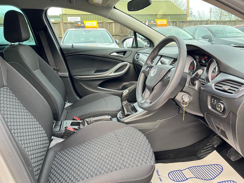 VAUXHALL ASTRA 1.6 CDTi Design 2018