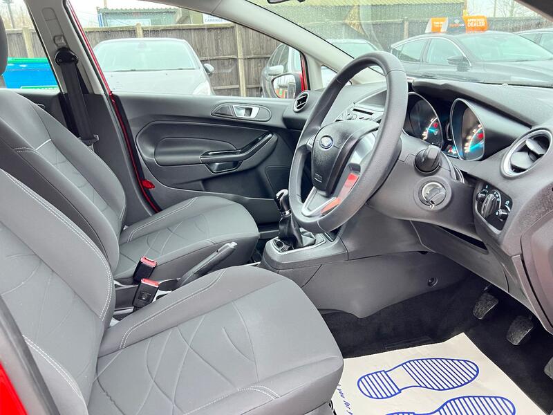 FORD FIESTA 1.3 Style 2013