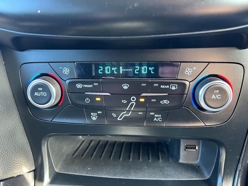 FORD FOCUS 1.5 T EcoBoost Titanium 2017