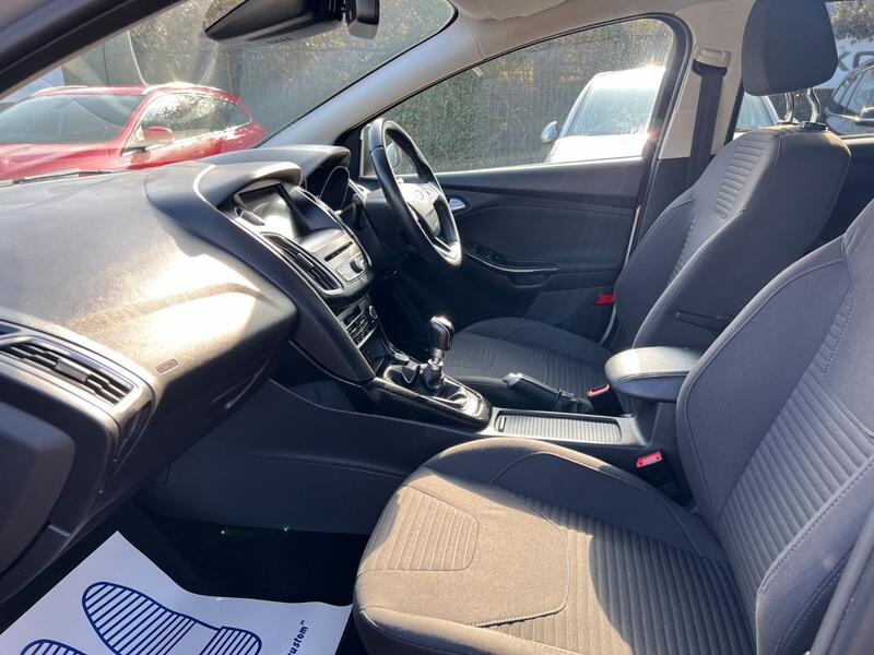 FORD FOCUS 1.5 T EcoBoost Titanium 2017
