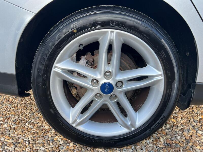 FORD FOCUS 1.5 T EcoBoost Titanium 2017