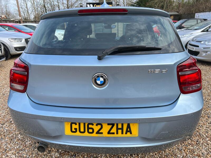 BMW 1 SERIES 2.0 118d SE Sport 5-door 2012