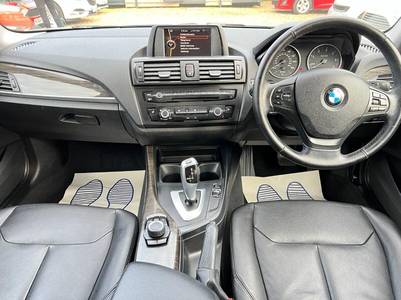 BMW 1 SERIES 2.0 118d SE Sport 5-door 2012