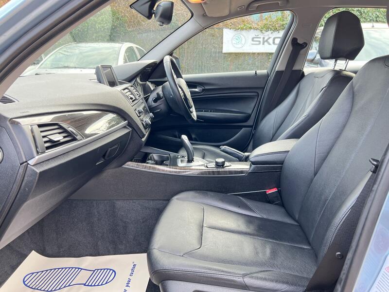 BMW 1 SERIES 2.0 118d SE Sport 5-door 2012