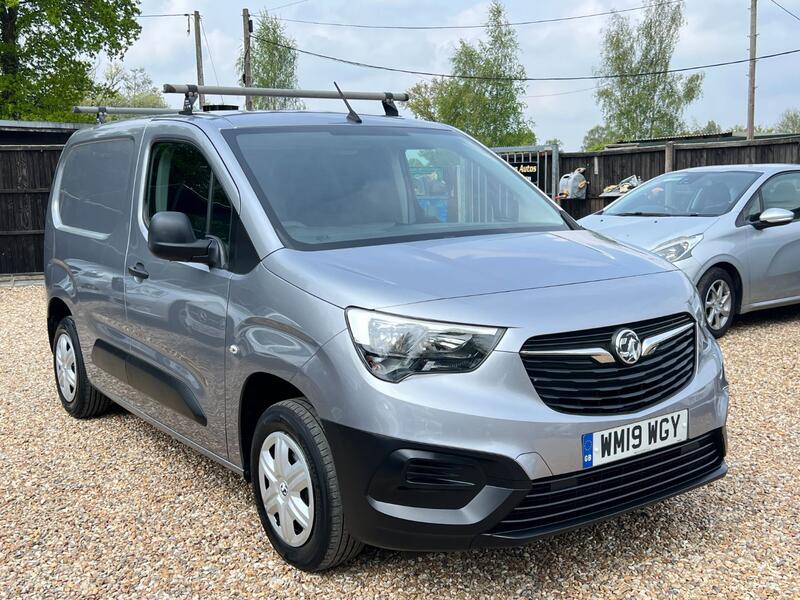 VAUXHALL COMBO 1.6 Turbo D 2000 Edition 2019