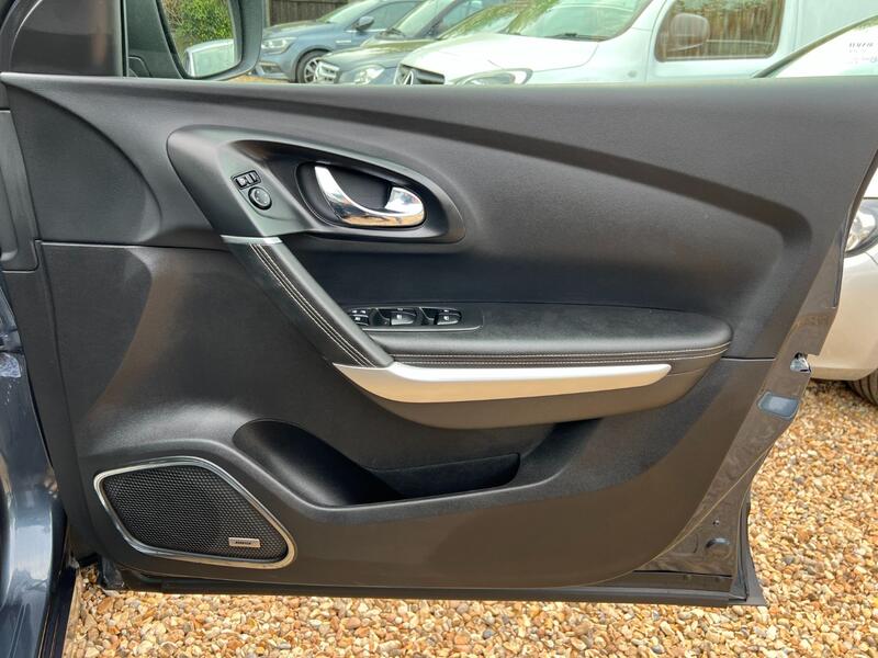 RENAULT KADJAR 1.5 Signature S Nav dCi 110 2016