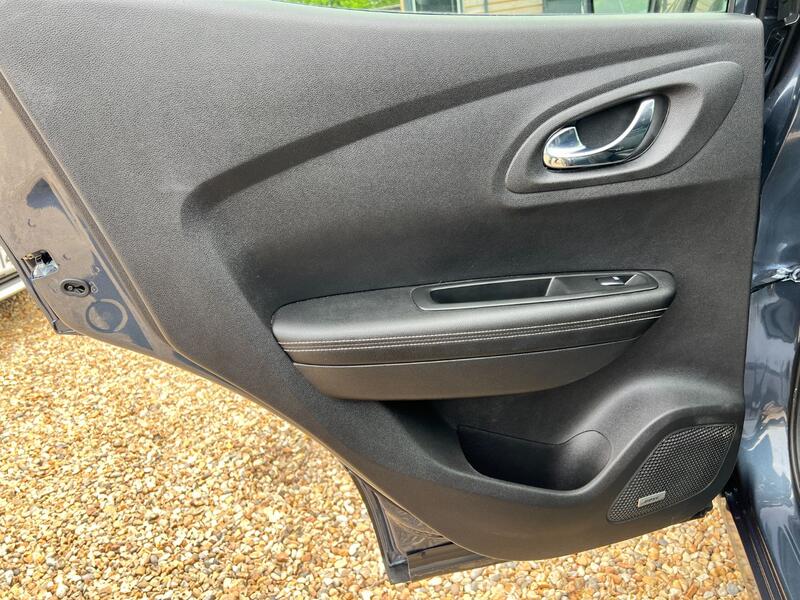 RENAULT KADJAR 1.5 Signature S Nav dCi 110 2016