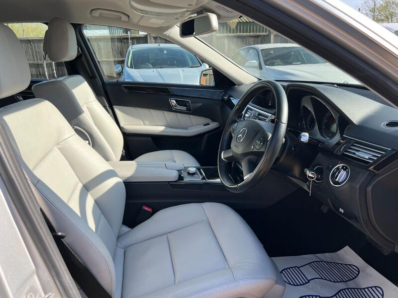 MERCEDES-BENZ E CLASS 3.0 E350 CDI V6 BlueEfficiency Avantgarde 2011